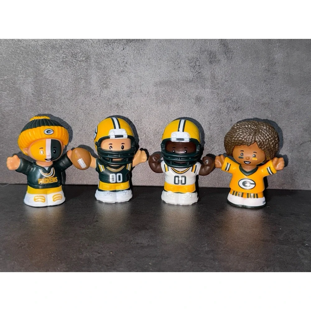 Little People NFL New York Giants & Green Bay Packers Figure Lot 8pc